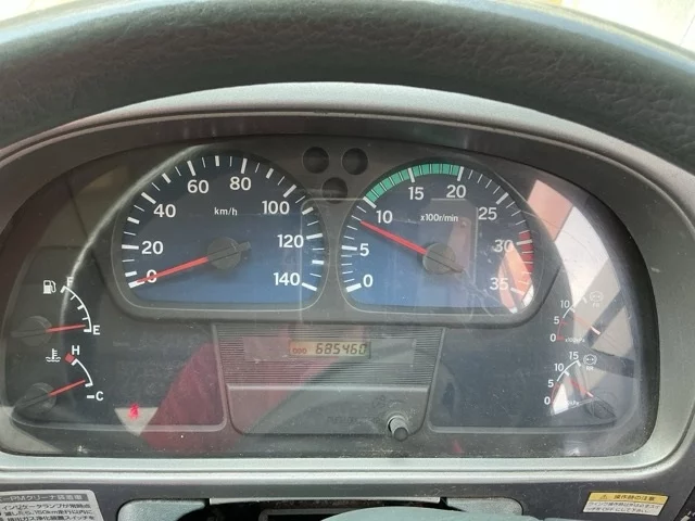 Nissan UD  с аукциона в Японии