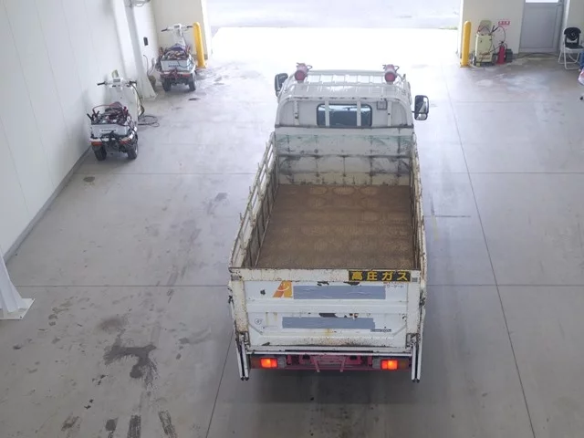 Hino Dutro  с аукциона в Японии