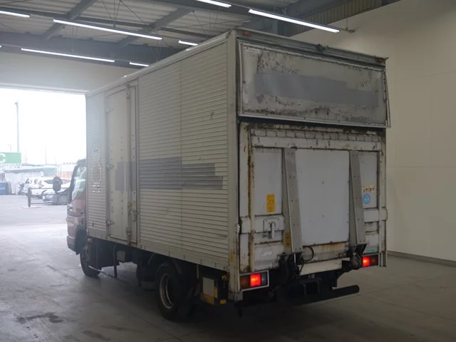 Mitsubishi Fuso Canter  с аукциона в Японии