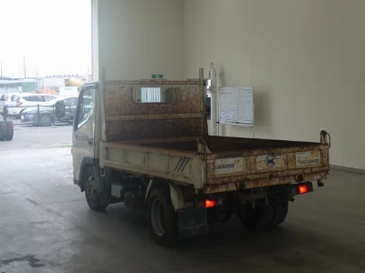 Mitsubishi Fuso Canter