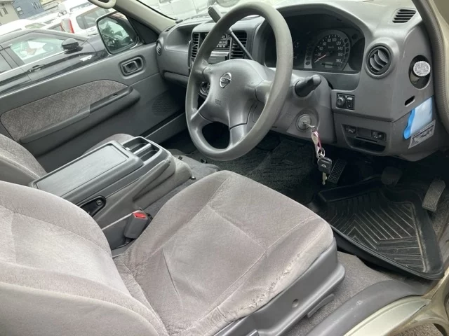 Nissan Caravan  с аукциона в Японии