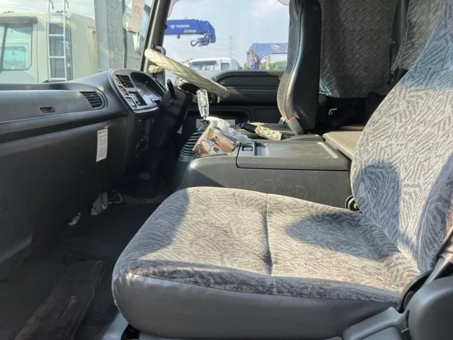 Isuzu Forward  с аукциона в Японии