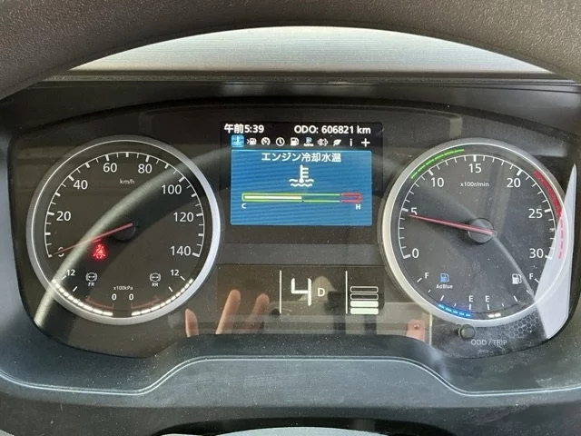 Nissan UD  с аукциона в Японии