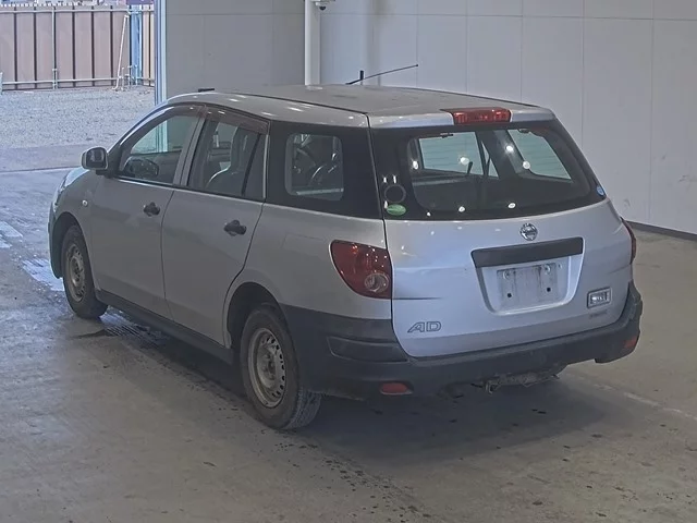 Nissan AD  с аукциона в Японии