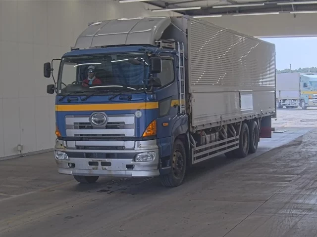 Hino Profia  с аукциона в Японии