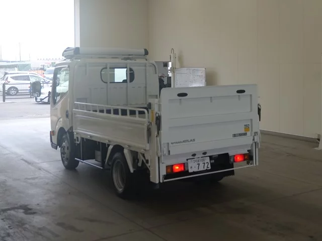 Nissan Atlas  с аукциона в Японии
