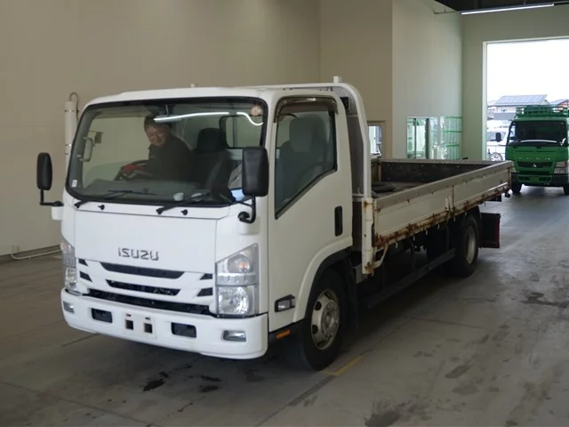 Isuzu Elf  с аукциона в Японии