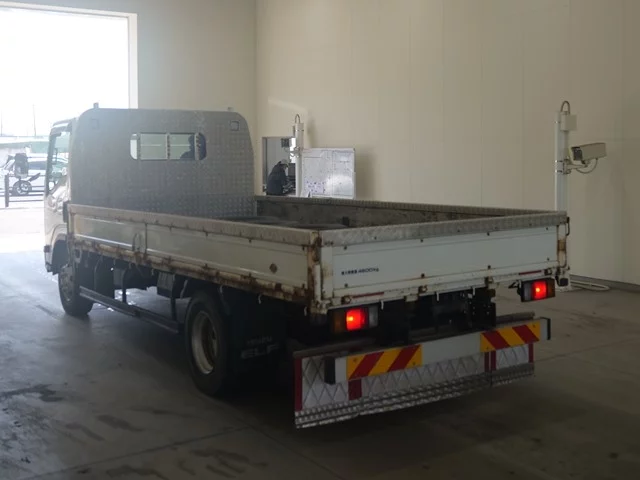 Isuzu Elf  с аукциона в Японии
