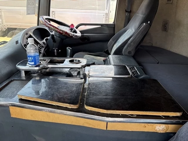 Mitsubishi Fuso Super Great  с аукциона в Японии