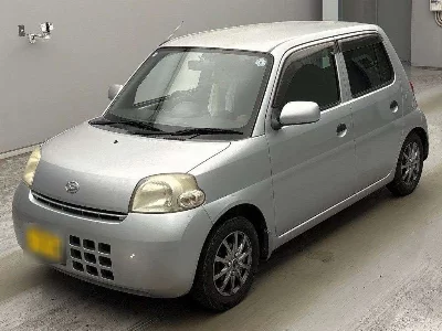 DAIHATSU ESSE