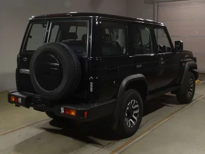Toyota LAND CRUISER 70