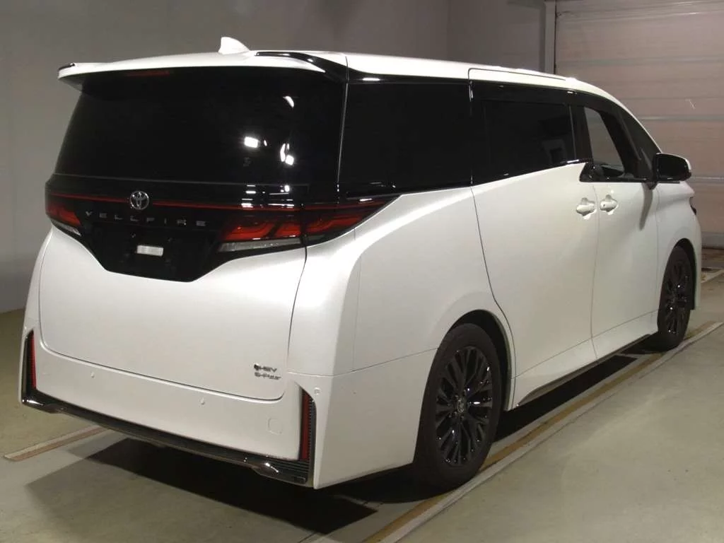 Toyota Vellfire  с аукциона в Японии
