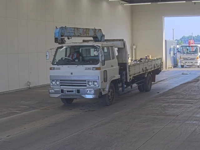 Isuzu Forward  с аукциона в Японии