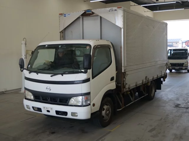 Hino Dutro  с аукциона в Японии