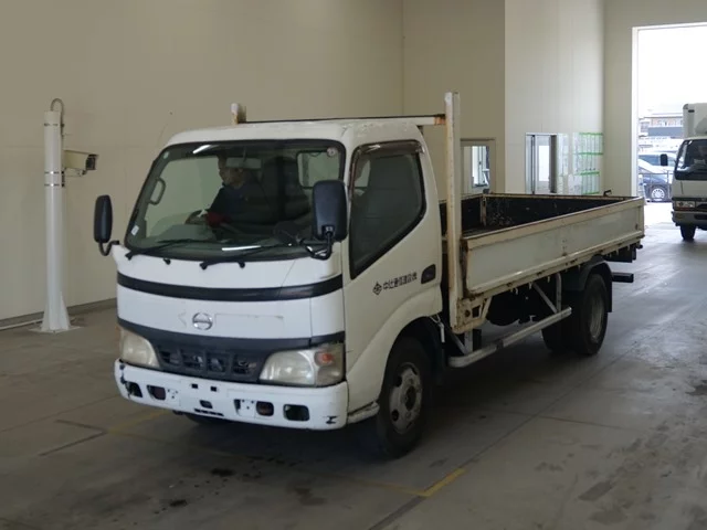 Hino Dutro  с аукциона в Японии