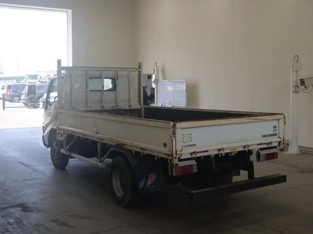 Hino Dutro  с аукциона в Японии