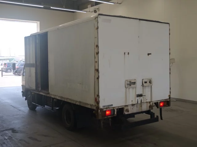 Mitsubishi Fuso Canter  с аукциона в Японии