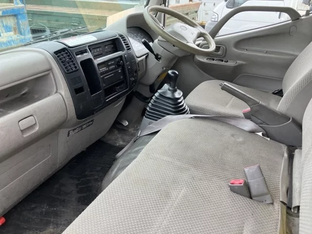 Hino Dutro  с аукциона в Японии