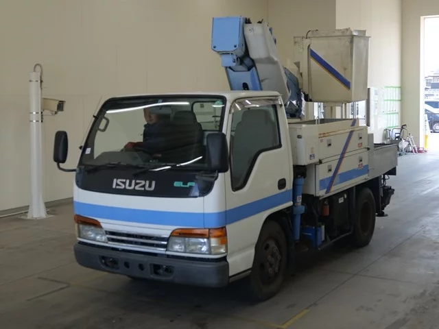 Isuzu Elf  с аукциона в Японии
