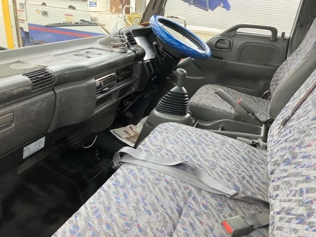 Isuzu Elf  с аукциона в Японии