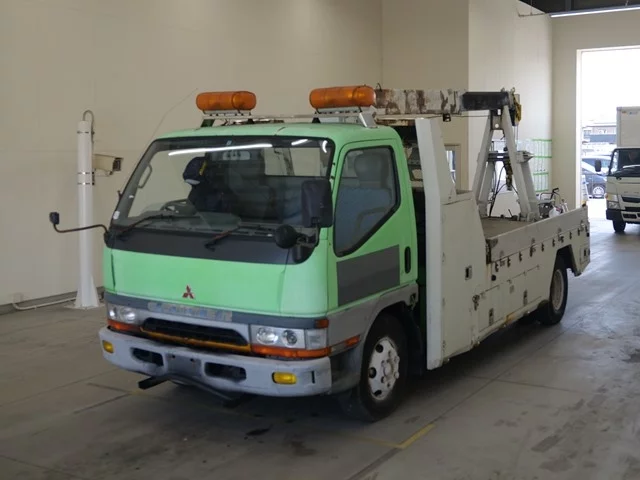 Mitsubishi Fuso Canter  с аукциона в Японии
