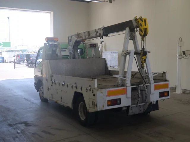 Mitsubishi Fuso Canter  с аукциона в Японии
