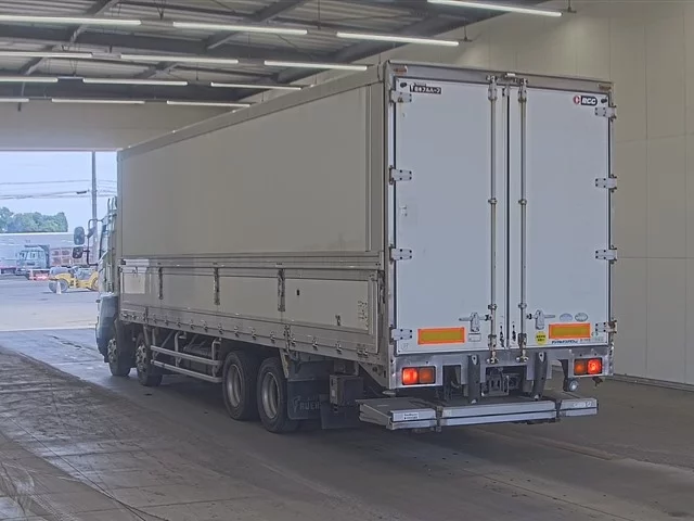 Hino Profia  с аукциона в Японии