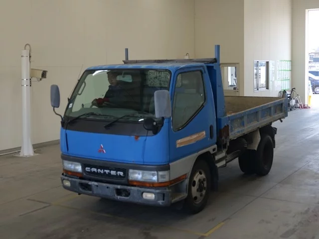 Mitsubishi Fuso Canter  с аукциона в Японии
