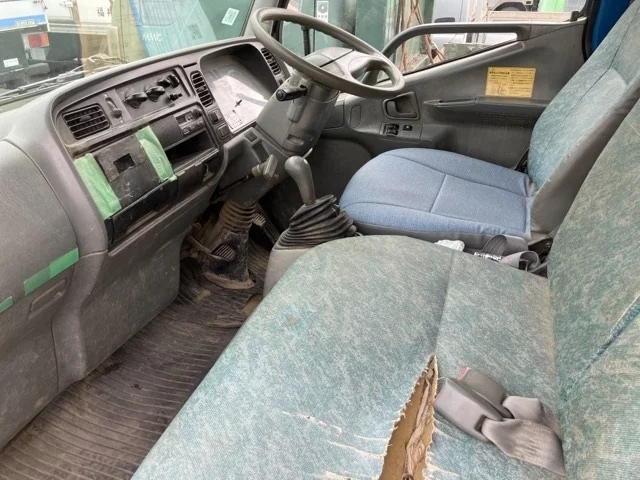 Mitsubishi Fuso Canter  с аукциона в Японии