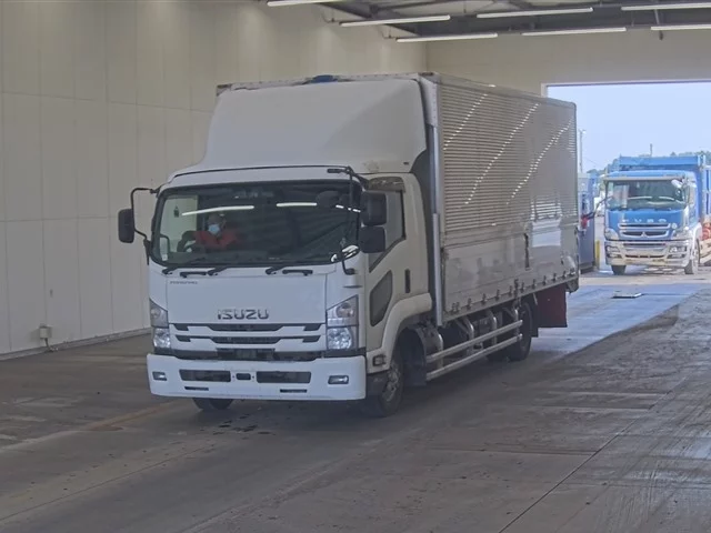 Isuzu Forward  с аукциона в Японии