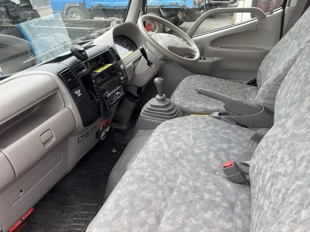 Toyota Dyna  с аукциона в Японии