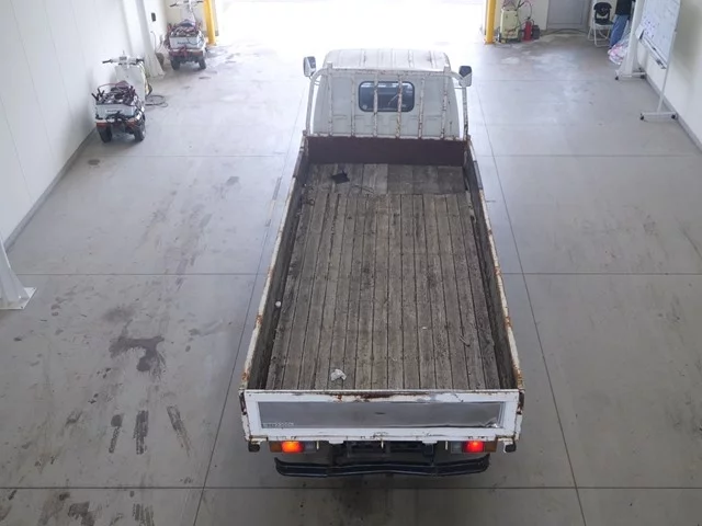 Isuzu Elf  с аукциона в Японии