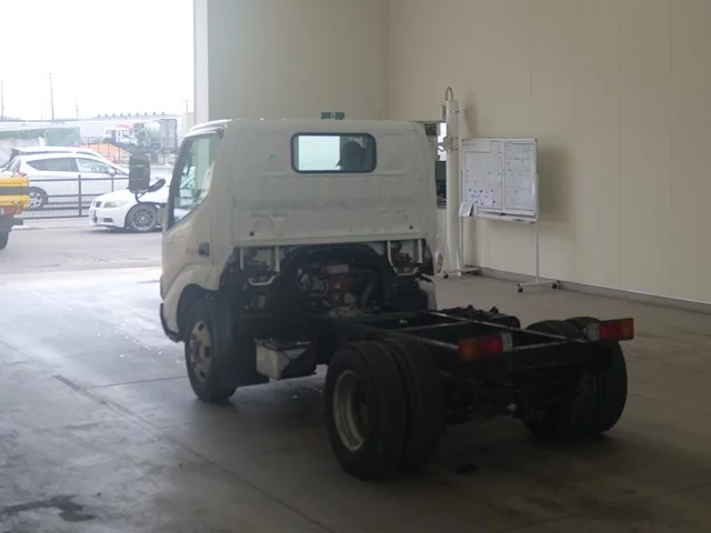 Hino Dutro  с аукциона в Японии