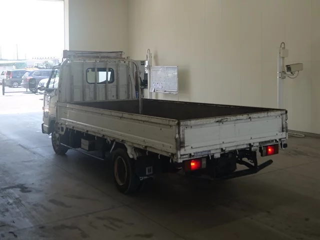 Isuzu Elf  с аукциона в Японии