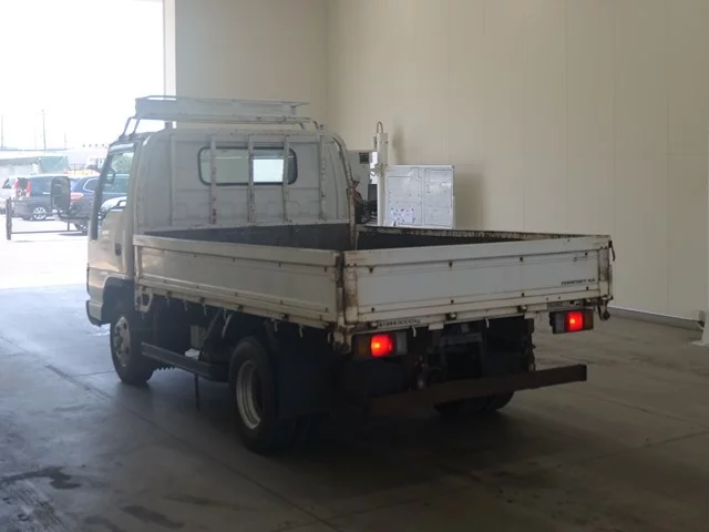 Isuzu Elf  с аукциона в Японии