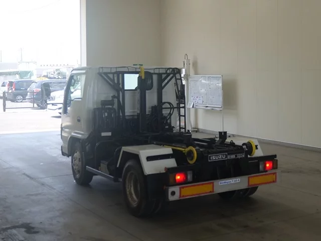 Isuzu Elf  с аукциона в Японии