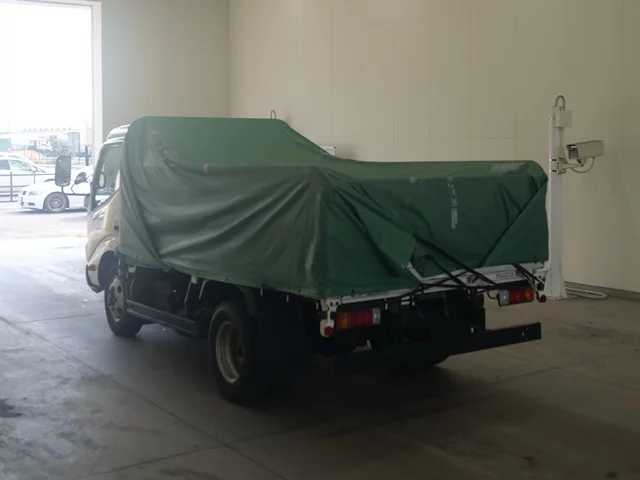 Toyota Dyna  с аукциона в Японии