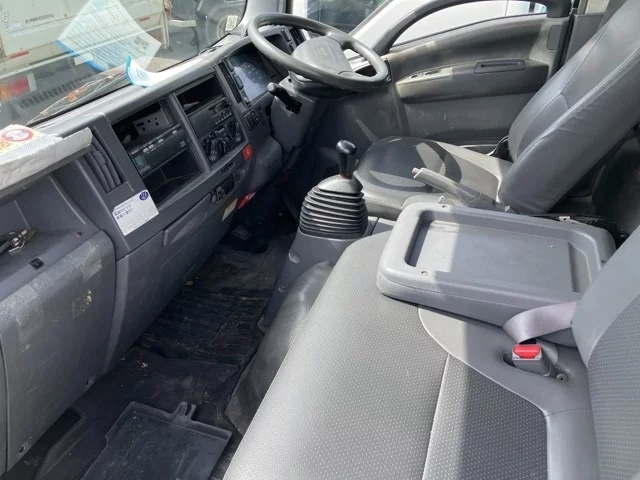 Isuzu Elf  с аукциона в Японии