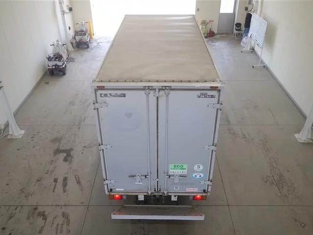Isuzu Elf  с аукциона в Японии