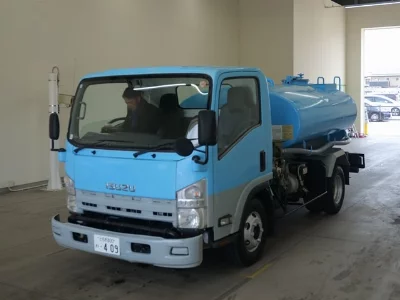 Isuzu Elf