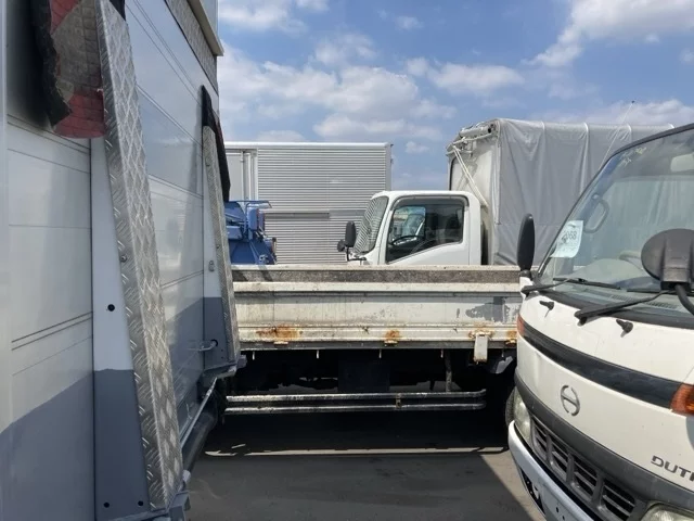 Mitsubishi Fuso Canter  с аукциона в Японии