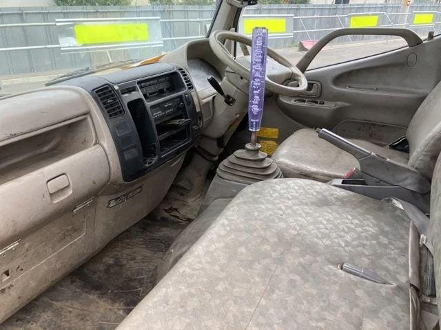 Hino Dutro  с аукциона в Японии