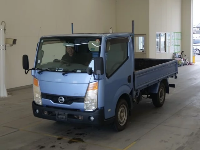 Nissan Atlas  с аукциона в Японии