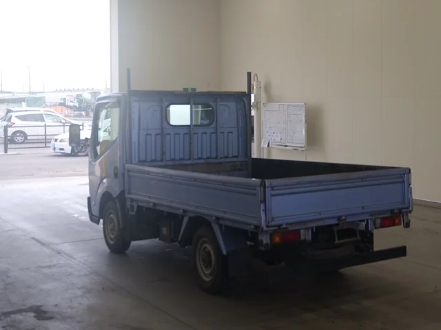Nissan Atlas  с аукциона в Японии