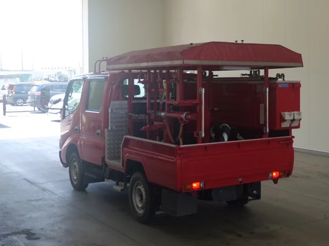 Toyota Dyna  с аукциона в Японии