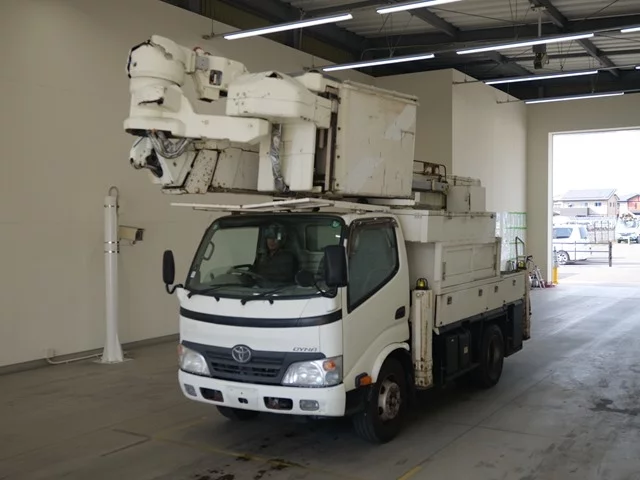 Toyota Dyna  с аукциона в Японии