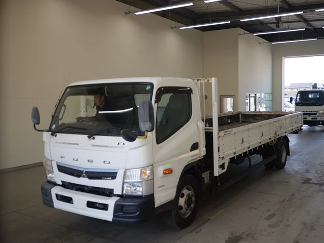 Mitsubishi Fuso Canter  с аукциона в Японии