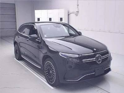 MERCEDES BENZ EQC
