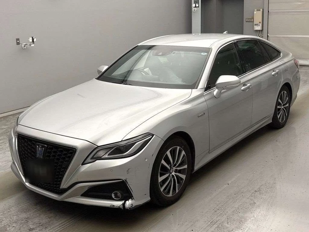 Toyota Crown  с аукциона в Японии