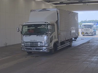 Isuzu Forward
